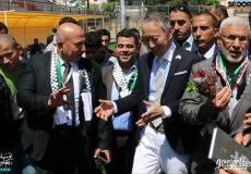 السفير الياباني وهنية يفتتحان ملعب رفح البلدي في غزة