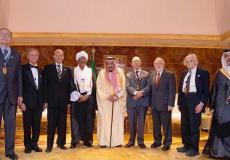 خادم الحرمين الشريفين يكرم الدكتور محمود فهمى حجازي