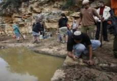 مستوطنون يقتحمون برك سليمان في بيت لحم