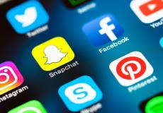 مواقع التواصل 