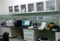 آلاف عينات الدم في مختبرات وزارة الصحة في غزة