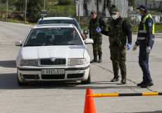 قوى الامن تنظم دخول المواطنين للمدينة للحالات الطارئة فقط