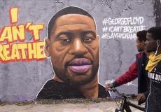 شاهد: فيديو جديد يكشف لحظات وحقيقة ما قبل اعتقال وخنق جورج فلويد