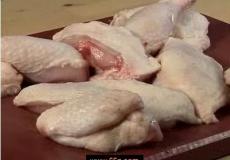 الزراعة بغزة تقرر وقف استيراد أجزاء اللحوم البيضاء حتى اشعار أخر