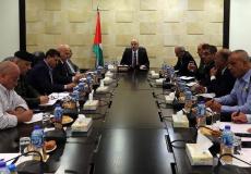 رئيس الوزراء الفلسطيني يجتمع مع قادة الأجهزة الأمنية في رام الله