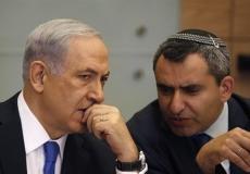وزير التعليم العالي زئيف إلكين ورئيس الحكومة بنيامين نتنياهو