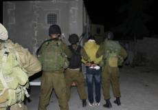 اعتقال قوات الاحتلال لفلسطينيين