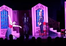 مسرحية الجميلة والوحش