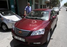 اسرائيل توقف ادخال السيارات الى غزة