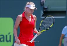 الدنماركية كارولين فوزنياكي