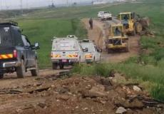 الطريق الرئيسية للقرية