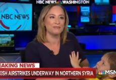 موقف محرج لمذيعة أخبار