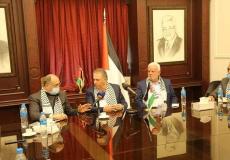 وفد من قناة الميادين يزور السفير الفلسطيني في لبنان 