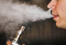 سيجارة إلكترونية -ارشيف-