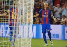 فرحة لاعبي برشلونة