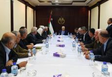 الرئيس عباس خلال ترؤسه الاجتماع الأول للمركزية