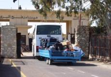 حافلة متجه للصالة المصرية بمعبر رفح