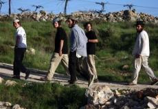 مستوطنون  جنوب  مدينة نابلس " أرشيف"