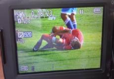 ماجد التتري بالزي الأحمر لاعب الأهلي