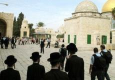 عشرات المستوطنين يقتحمون الأقصى .. من الارشيف