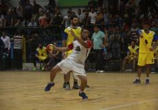 خدمات البريج يجتاز غريمه التقليدي النصيرات ويحسم القمة