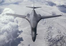 القاذفة بي-1