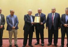 سلطة النقد تكرم الدكتور شحادة حسين بمناسبة انتهاء عمله