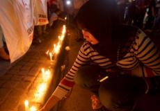اشعال الشموع على اروح القتلى