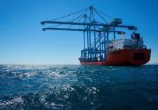 سفينة شحن حاويات