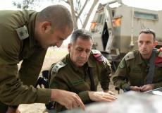 كوخافي خلال زيارة سابقة لغلاف غزة