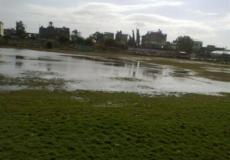 غرق ملعب بغزة