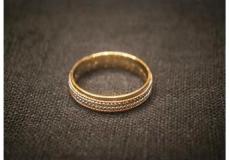 خاتم مفقود.