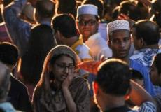 عدد من أفراد الجالية البنغالية في نيويورك تجمعوا حدادا على الإمام أكونجي