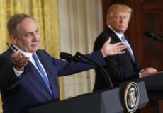 بنيامين نتنياهو رئيس الحكومة الإٍسرائيلية في مؤتمر صحفي سابق مع الرئيس الأمريكي دونالد ترامب