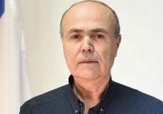 كميل أبو ركن.