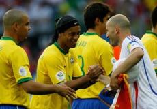 البرازيل وفرنسا في الصدارة