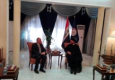 السفير عقل خلال لقاءه الحكيم