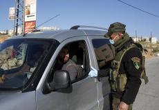 السجن لمدة عام بحق 3 أشخاص خالفوا قانون الطوارئ في الخليل