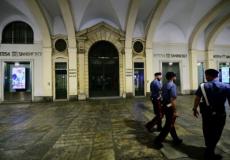 اراد إحراق زوجته بالوقود... فاشتعل هو!