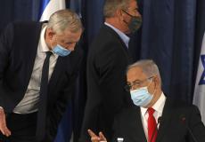 نتنياهو بجانب وزير الأمن بيني غانتس