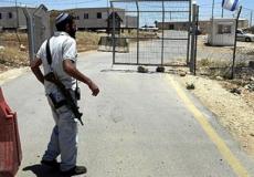 مستوطنون يقتحمون منزلا