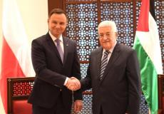 الرئيس محمود عباس ونظيرة البولندي أندريه دودا