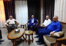 وفد من النقل والمواصلات يزور ديوان الموظفين العام بغزة