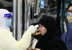 فحص مسافرين تحسبا لكورونا - ارشيفية