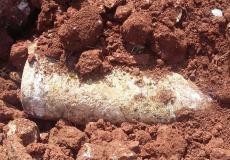 الشرطة تتعامل مع قذيفة مدفعية خطيرة