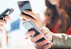 استخدام الهواتف الذكية