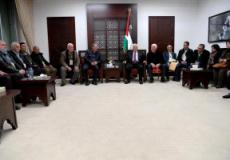 الرئيس محمود عباس، أثناء لقاء أعضاء اقليم حركة فتح في لبنان