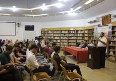 حفلاً لتوقيع رواية أدبية