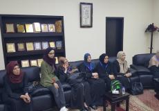 وداع حجاج اسر الشهداء إلى الديار الحجازية