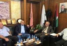 النائبان الطيبي والسعدي في جامعة النجاح